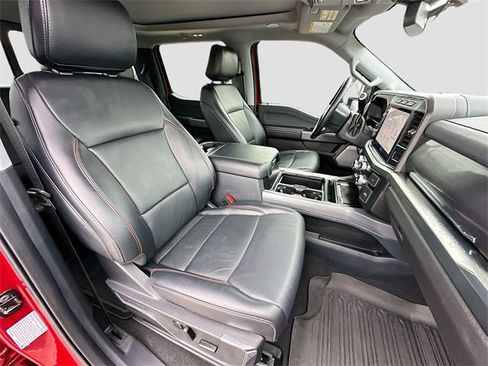 Used 2024 Ford F250 Lariat w/ Lariat Ultimate Package image 30