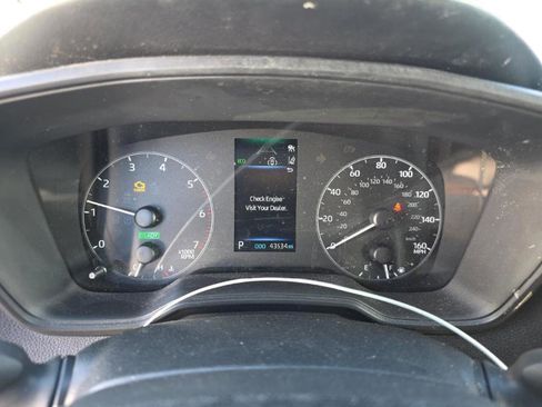 Used 2023 Toyota Corolla LE image 12