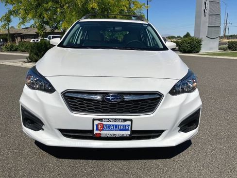Used 2018 Subaru Impreza 2.0i Premium w/ Popular Package #2 AWD/4WD image 5