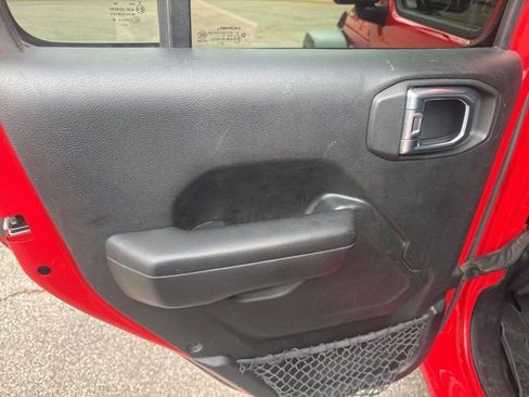 Used 2018 Jeep Wrangler Unlimited Sport S image 20