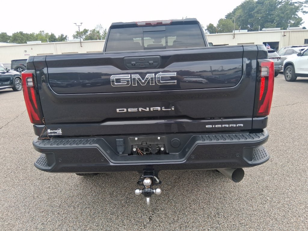Used 2024 GMC Sierra 2500 Denali Ultimate w/ Max Trailering Package AWD/4WD image 5