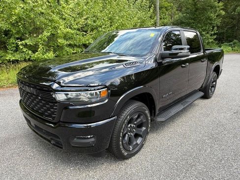Used 2025 RAM 1500 Big Horn AWD/4WD image 2