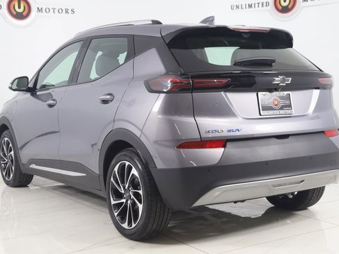 Used 2023 Chevrolet Bolt EUV Premier image 4