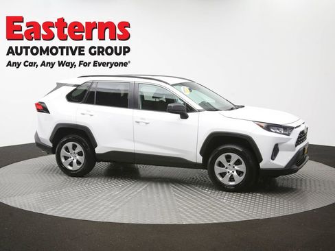 Used 2021 Toyota RAV4 LE FWD image 46