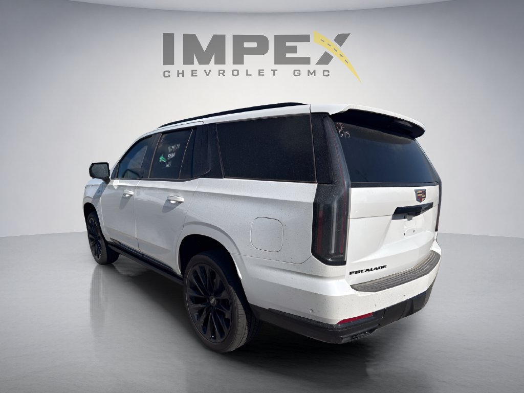 Used 2025 Cadillac Escalade Sport Platinum w/ LPO, ONYX Package AWD/4WD image 3