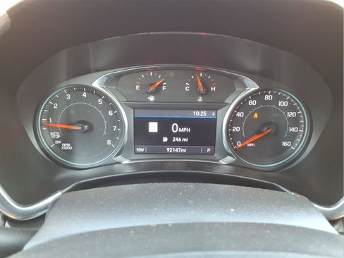 Used 2023 Chevrolet Equinox Premier image 17