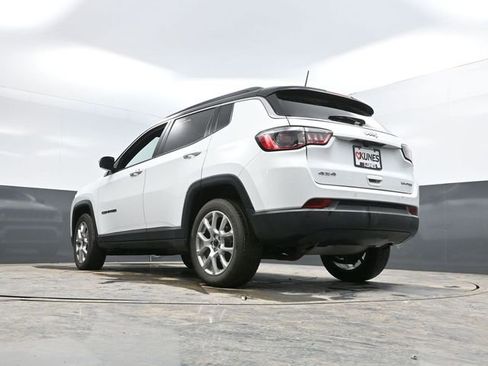 Used 2025 Jeep Compass Limited image 51