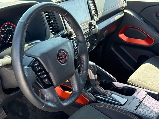Used 2022 Nissan Frontier Pro-X RWD image 17