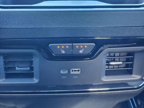 New 2026 GMC Sierra 3500 AT4 w/ AT4 Premium Plus Package image 16