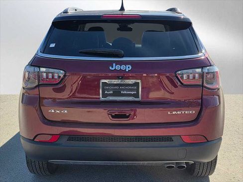 Used 2022 Jeep Compass Limited w/ Sun and Sound Group AWD/4WD image 4
