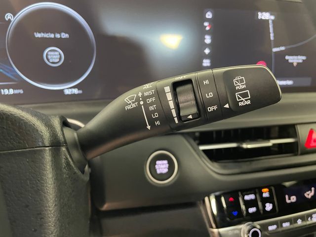 Used 2024 Kia Seltos EX AWD/4WD image 15