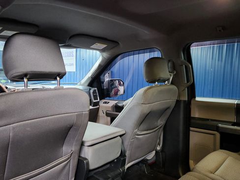 Used 2016 Ford F150 XLT image 15
