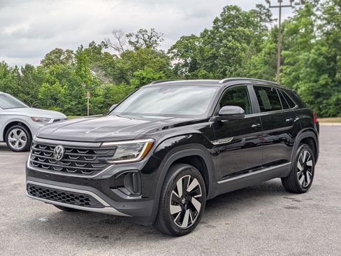 Used 2024 Volkswagen Atlas Cross Sport SEL AWD/4WD image 5