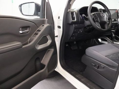 New 2026 Nissan Frontier SV w/ SV Convenience Package AWD/4WD image 8