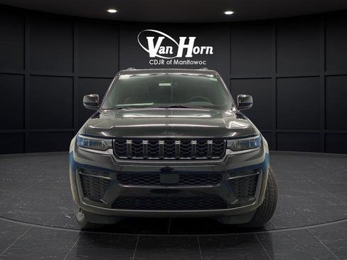 New 2026 Jeep Grand Cherokee Altitude AWD/4WD image 12