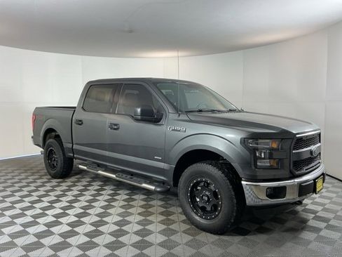 Used 2016 Ford F150 XLT image 3