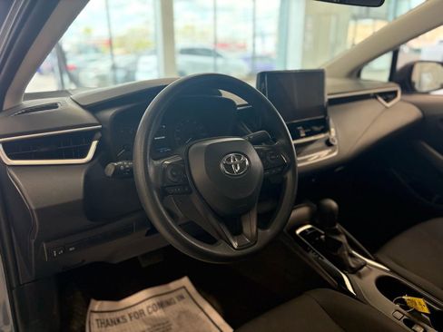 Used 2024 Toyota Corolla LE image 16