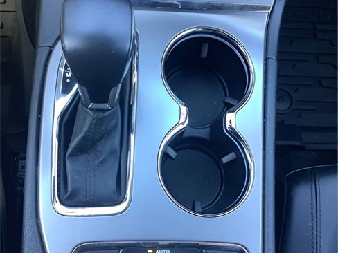 Certified 2021 Jeep Grand Cherokee Limited image 24