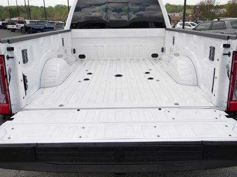 Used 2026 Ford F450 Platinum w/ Platinum Plus Package image 36