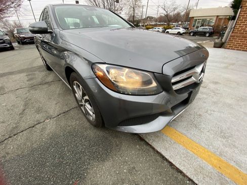 Used 2017 Mercedes-Benz C 300 4MATIC Sedan image 24