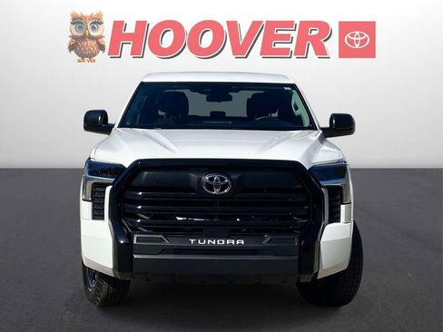 Used 2024 Toyota Tundra SR AWD/4WD image 8