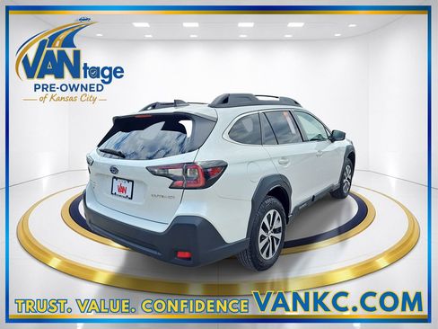 Certified 2023 Subaru Outback Premium AWD/4WD image 6