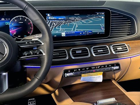 New 2026 Mercedes-Benz GLS 450 4MATIC image 8