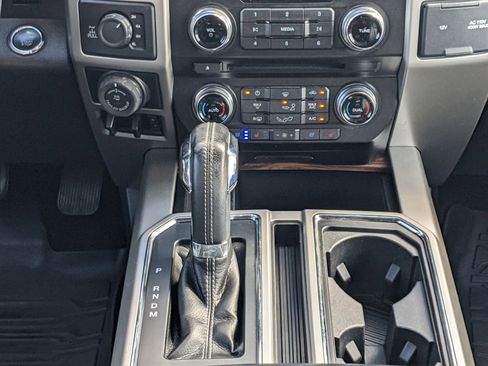 Used 2017 Ford F150 Lariat w/ Equipment Group 502A Luxury image 17