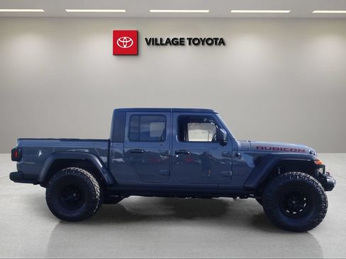 Used 2021 Jeep Gladiator Rubicon w/ Trailer Tow Package AWD/4WD image 6