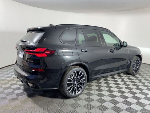 Used 2026 BMW X5 xDrive50e w/ M Sport Package image 7