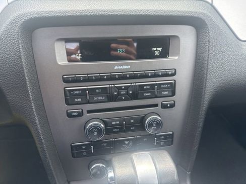 Used 2011 Ford Mustang GT Premium w/ GT Coupe Accessory Pkg 1 image 16