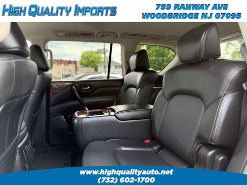 Used 2019 INFINITI QX80 Luxe w/ 22" Wheel Package AWD/4WD image 17