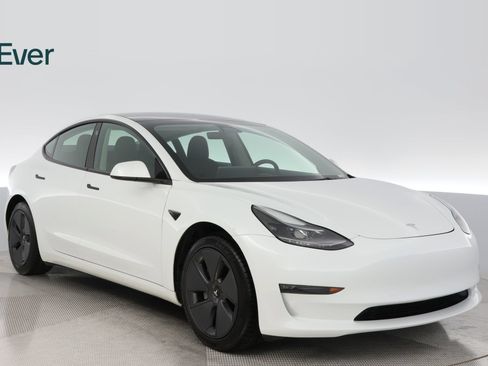 Used 2022 Tesla Model 3 Long Range AWD/4WD image 12