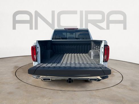 New 2026 GMC Sierra 1500 SLT image 12