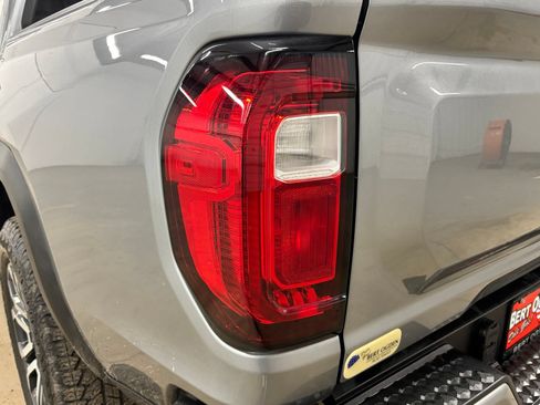 Used 2024 GMC Canyon AT4 w/ Technology Package AWD/4WD image 7