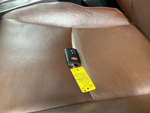 Used 2021 Toyota 4Runner Limited image 20