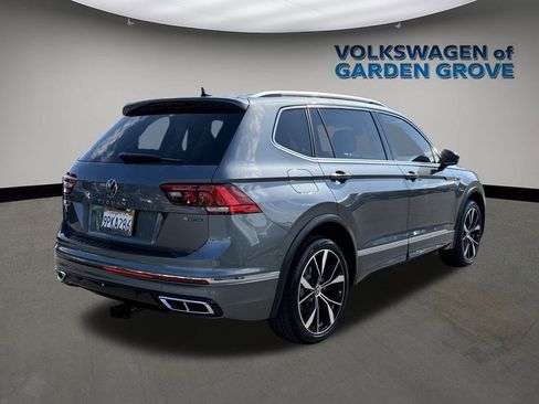 Certified 2024 Volkswagen Tiguan SEL R-Line image 7