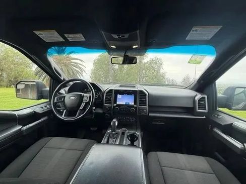 Used 2017 Ford F150 XLT w/ Equipment Group 302A Luxury AWD/4WD image 16
