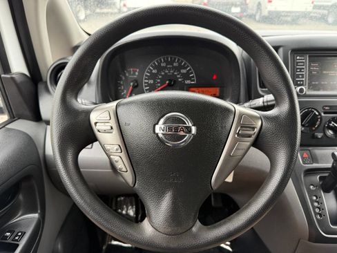 Used 2021 Nissan NV200 SV w/ Back Door Glass Package image 29