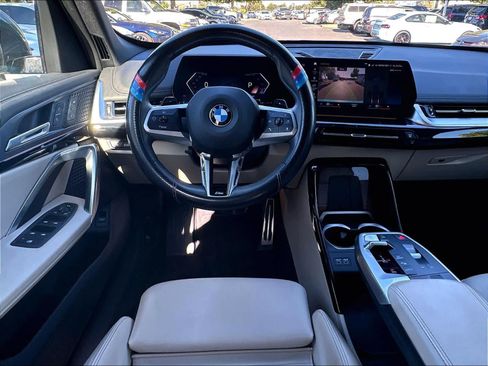 Used 2023 BMW X1 xDrive28i w/ M Sport Package AWD/4WD image 11