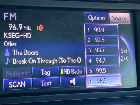 Used 2013 Lexus ES 350 image 19