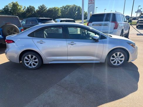 Used 2024 Toyota Corolla LE FWD image 3