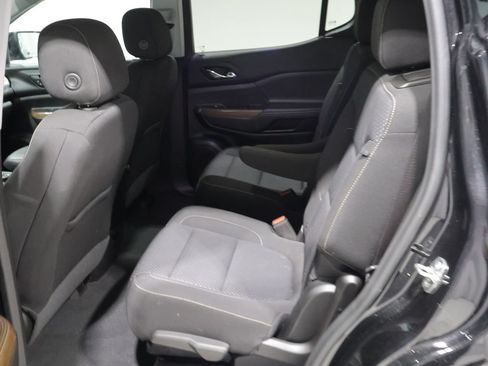 Used 2023 GMC Acadia SLE AWD/4WD image 18
