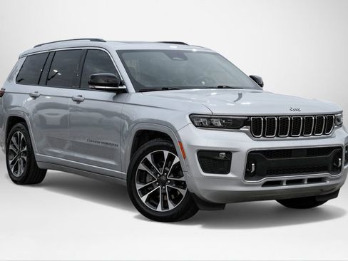Used 2021 Jeep Grand Cherokee L Overland w/ Luxury Tech Group IV image 4
