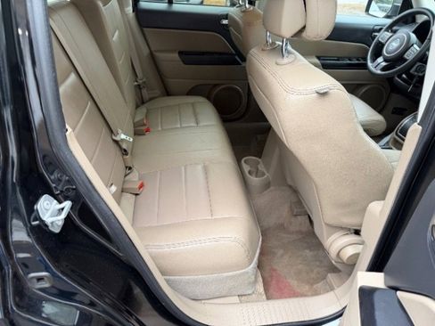 Used 2017 Jeep Patriot High Altitude image 27