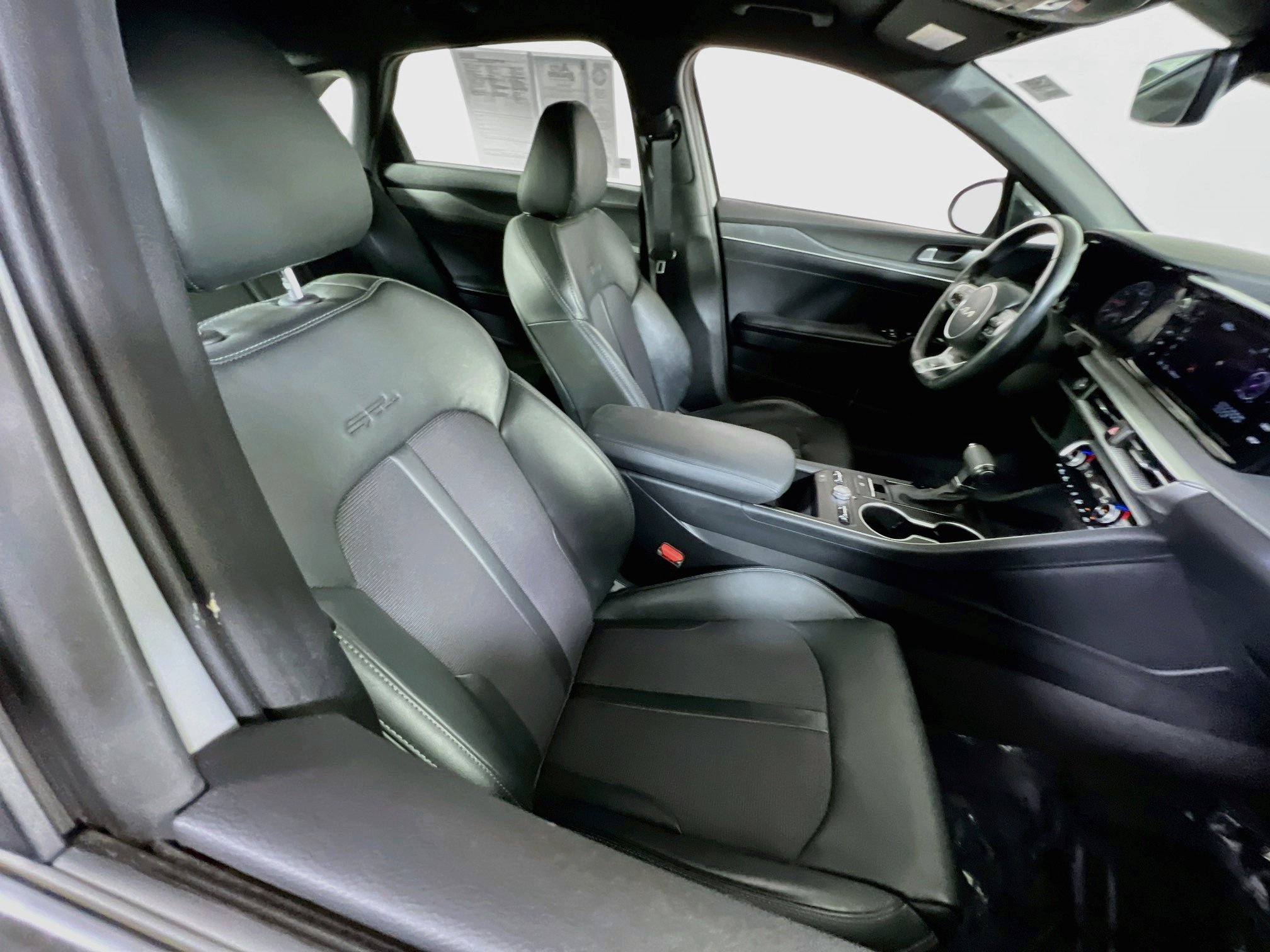 Used 2024 Kia K5 GT-Line w/ GT-Line Premium Package FWD image 26