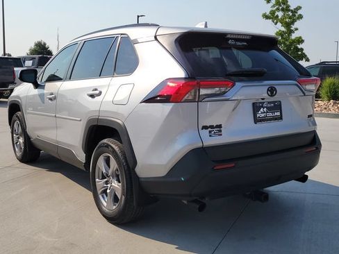 Used 2024 Toyota RAV4 XLE w/ Convenience Package FWD image 3