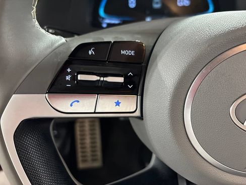 Certified 2025 Hyundai Elantra Sport FWD image 15