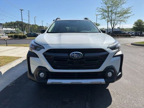 Used 2024 Subaru Outback Limited AWD/4WD image 2