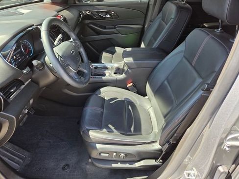 Certified 2023 Chevrolet Traverse RS image 10